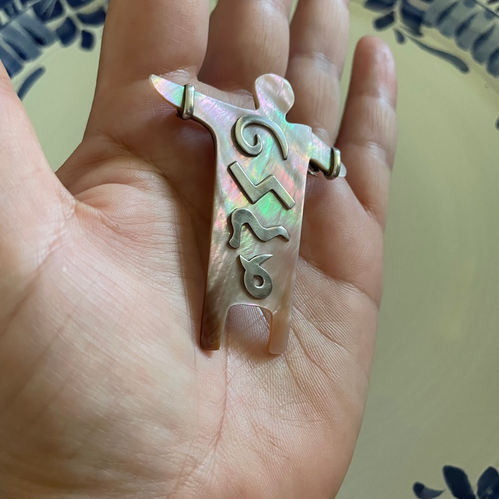 ZEALANDIA Sterling Silver tribal man‎ Bali Pin Pendant Mother-of-Pearl abalone - Picture 5 of 9